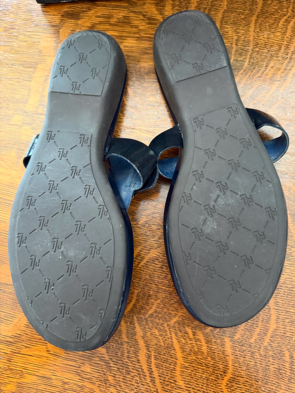 LAUREN Ralph Lauren Black Leather Buckle Thong Sandals Sz 9 B - Picture 5 of 6